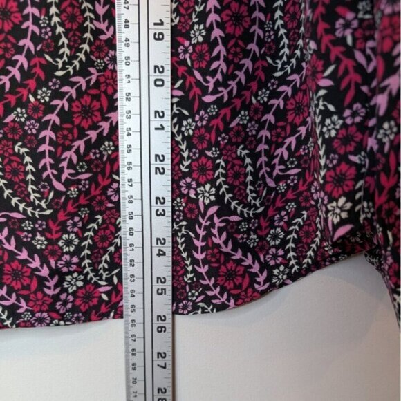 Talbots Black Pink Red Floral Print Long Sleeve Lace Detail Blouse Shirt Women S - Picture 11 of 11